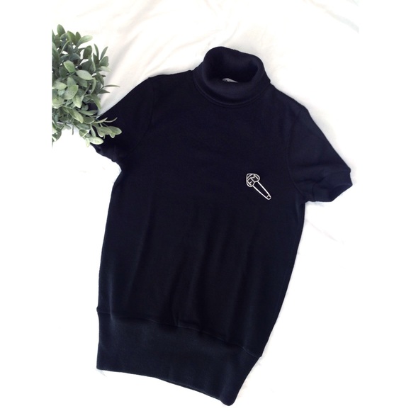 Designer's Black Turtleneck - Picture 3 of 7